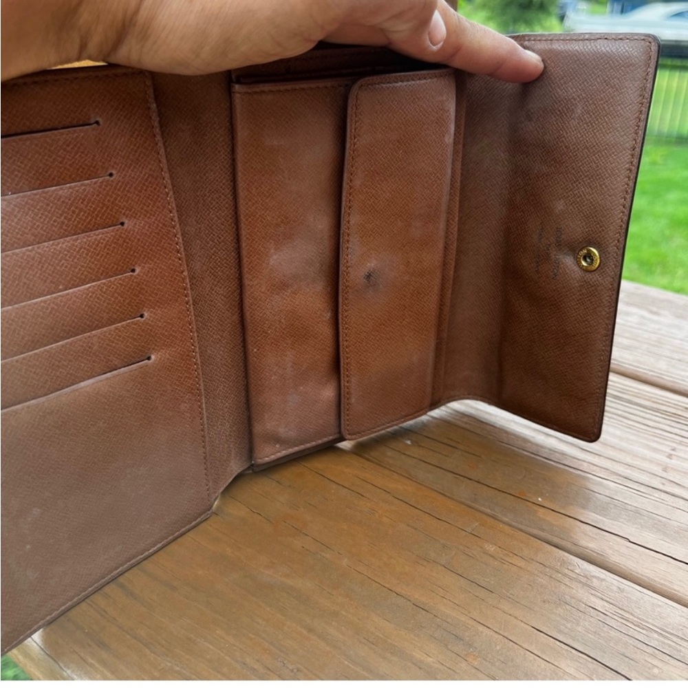 Vintage Louis Vuitton Monogram Wallet - Picture 4 of 14